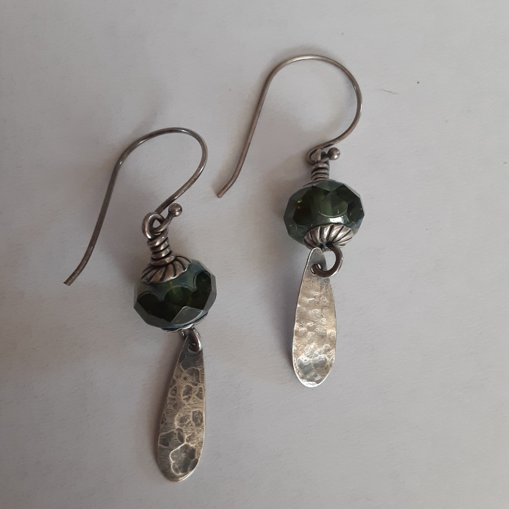 Vintage 1970s handmade beaded earrings